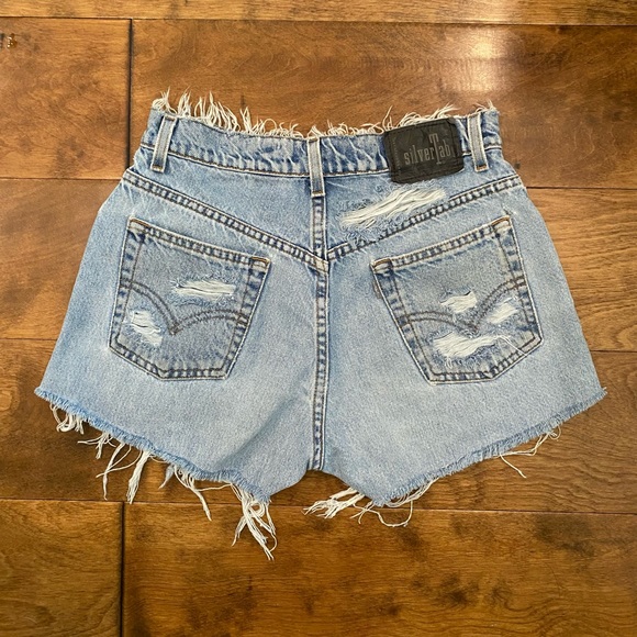 VINTAGE Levis Silver Tab shorts - Picture 3 of 5